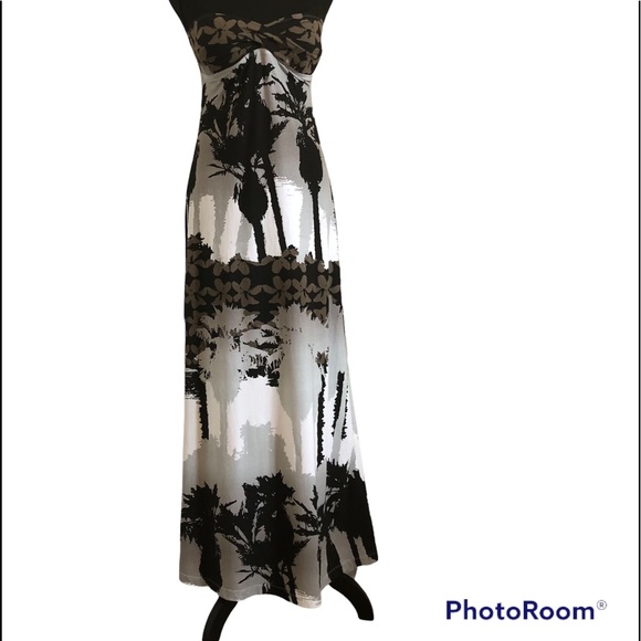 NWT-Women’s Tommy Bahama Scenic Palm Bandeau twist front cup Maxi dress X-small. - Picture 2 of 11